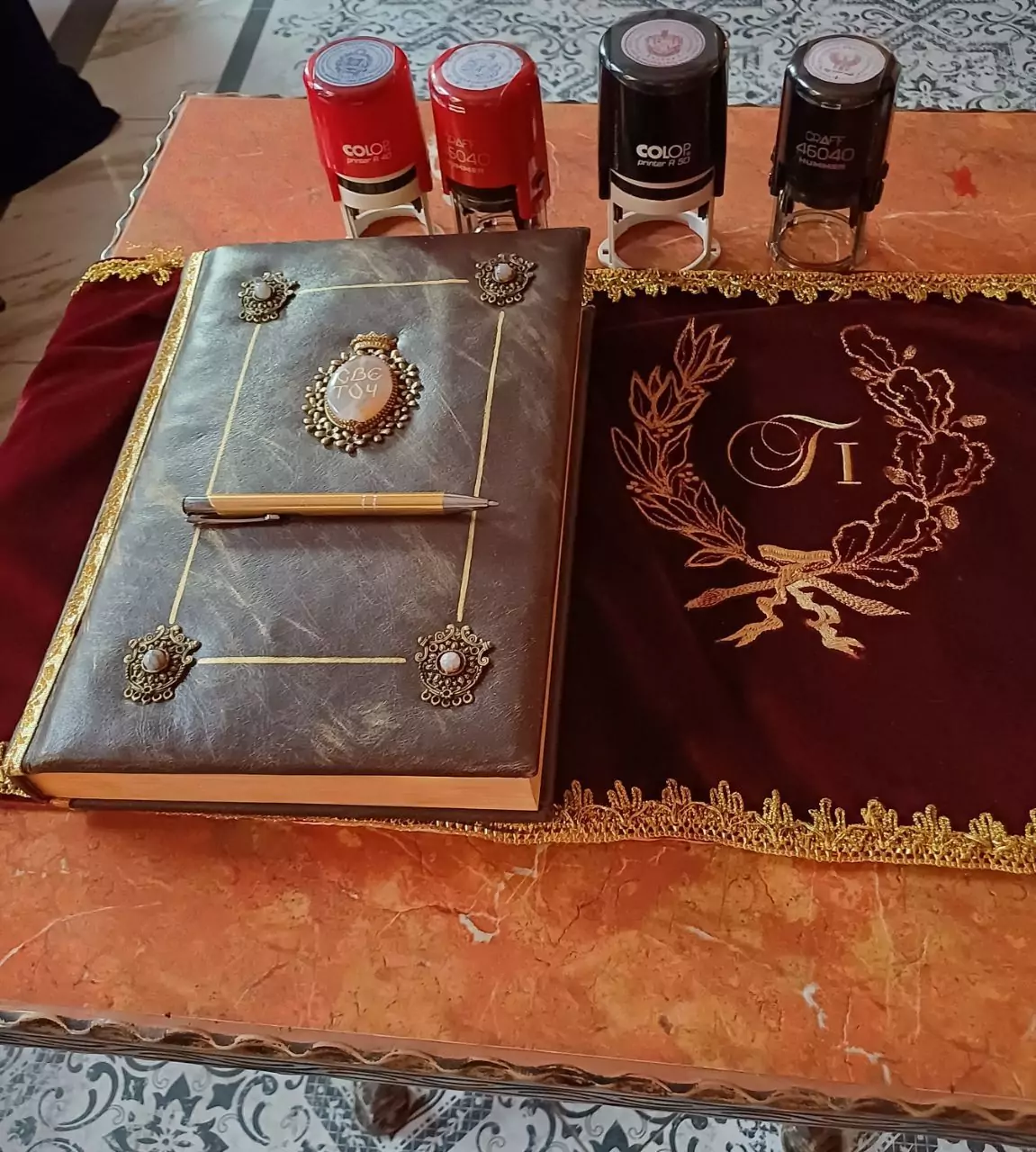 Книга -Свэточ